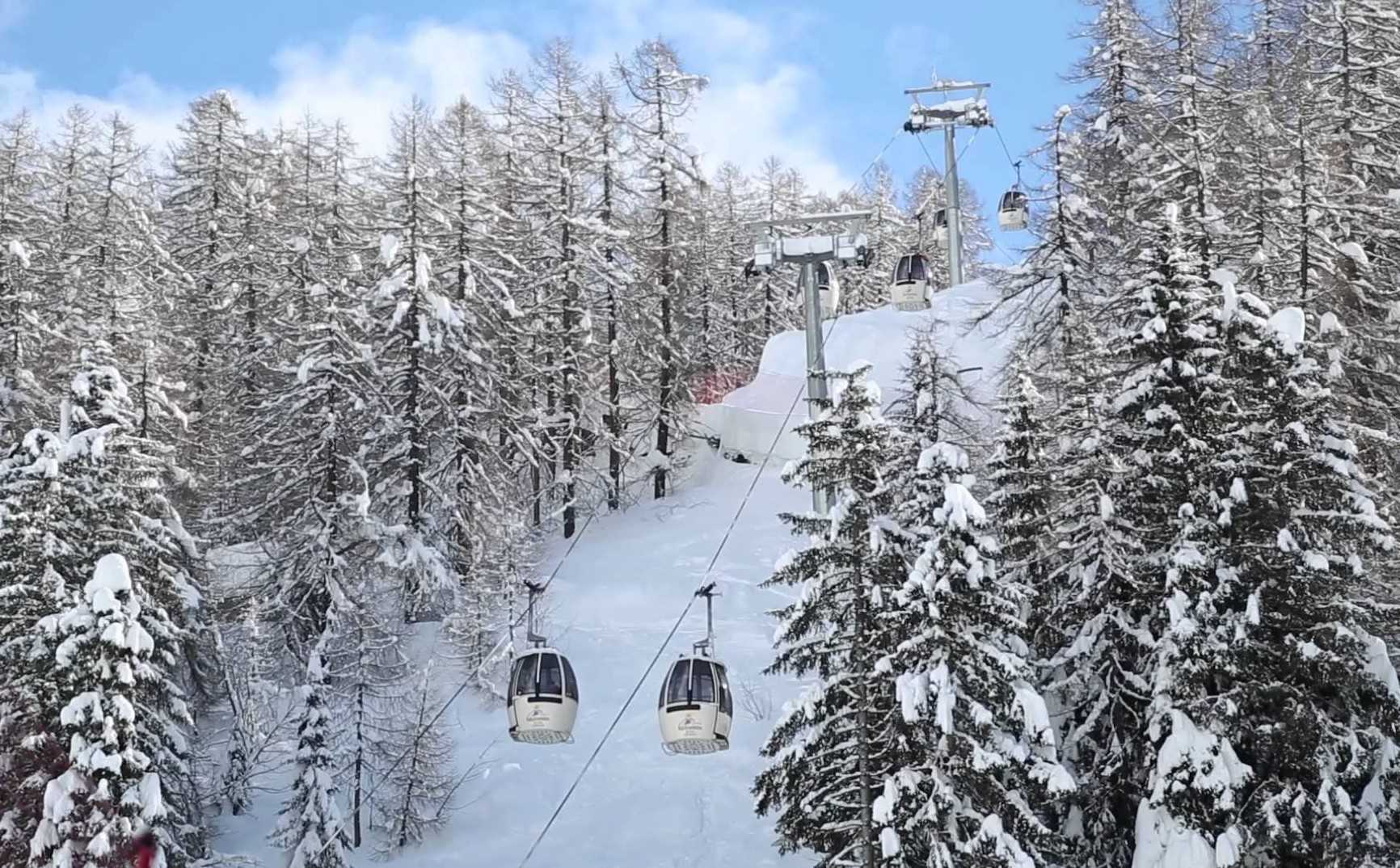 Alpes Ski Freeride Station Remontées
