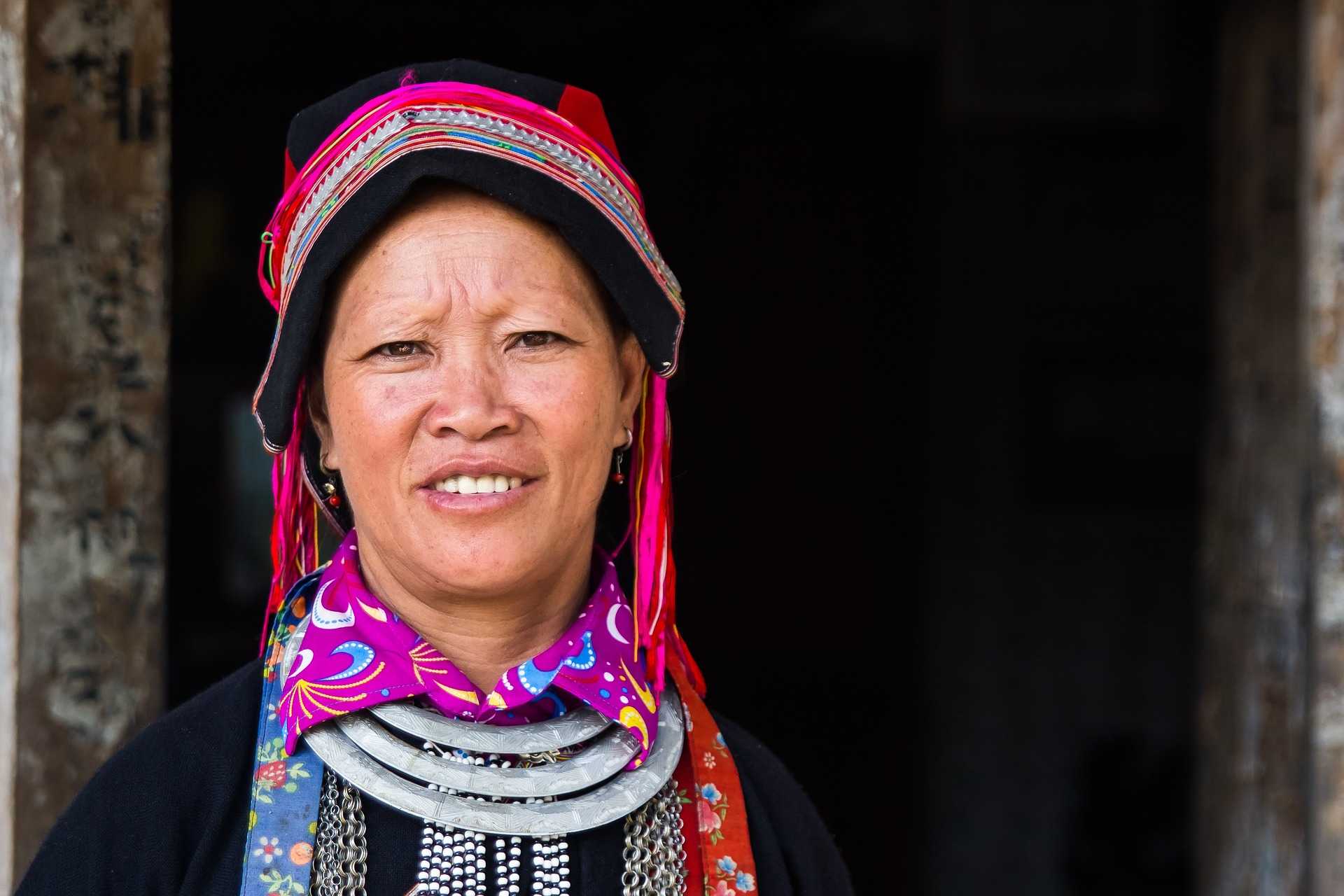 Femme des minorités ethniques du Haut Tonkin au Vietnam