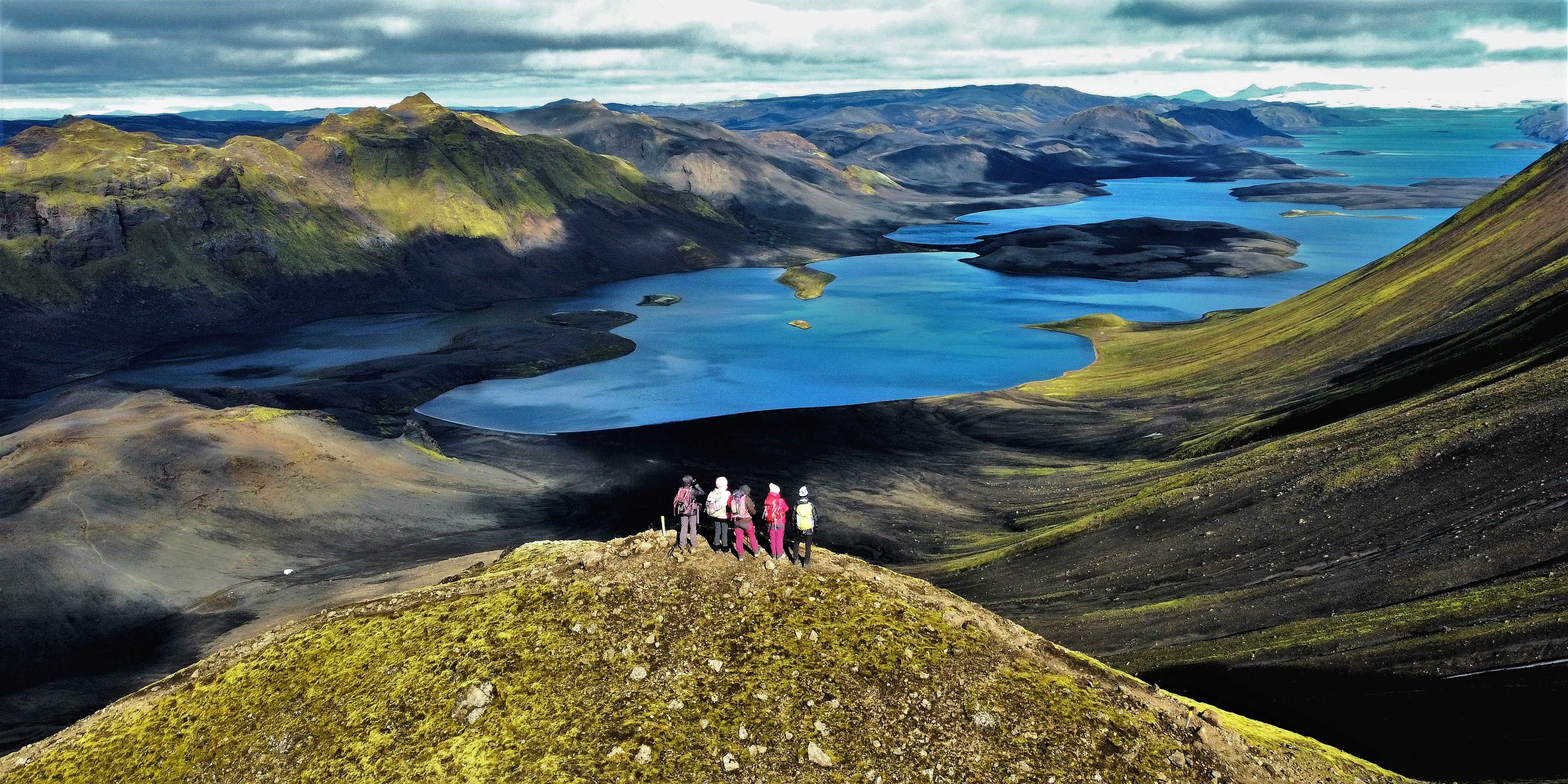 Randonnée en Islande sur les sommets des montagnes