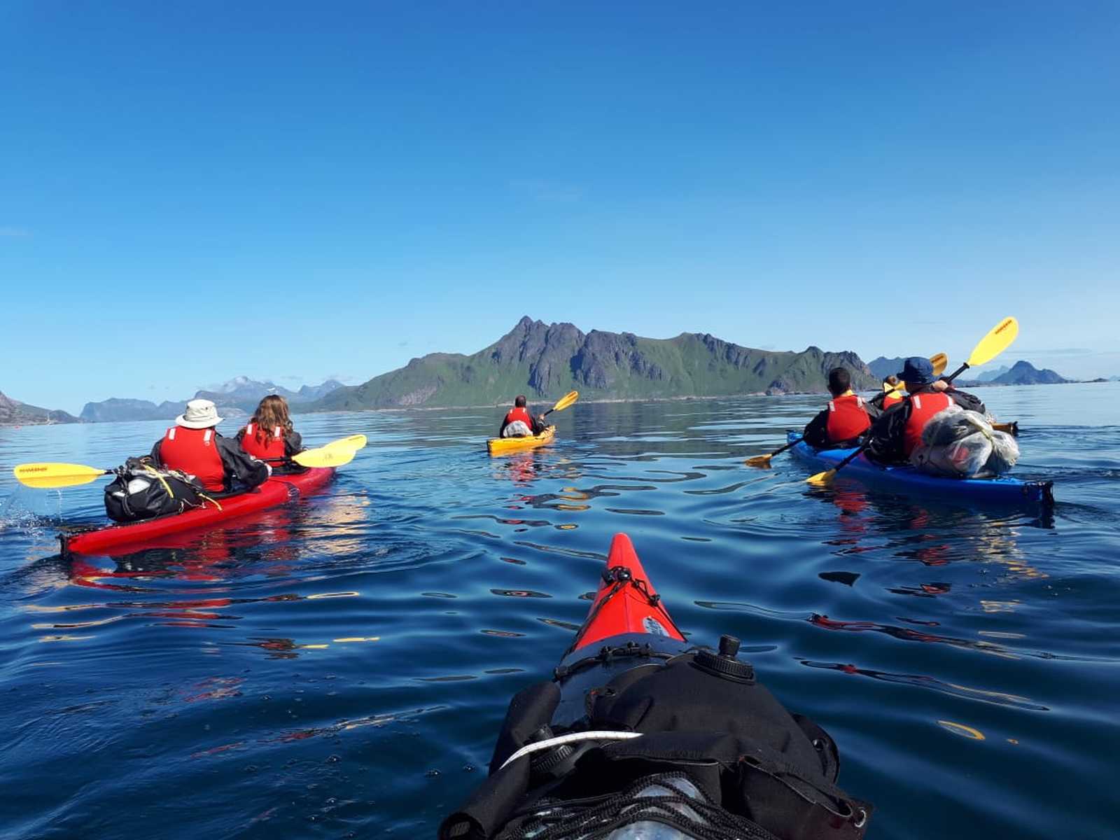 Kayak dans les îles Lofoten