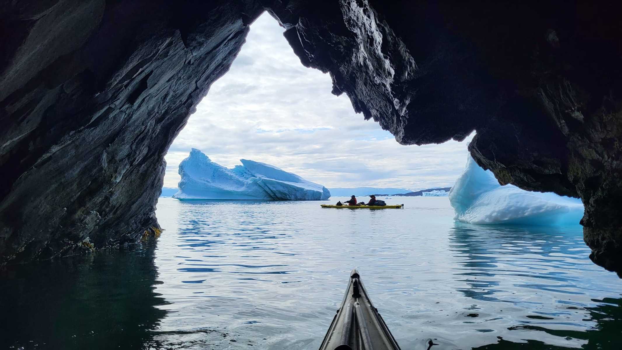 Kayak parmi les géants de glace EGROWAK3 août 2025