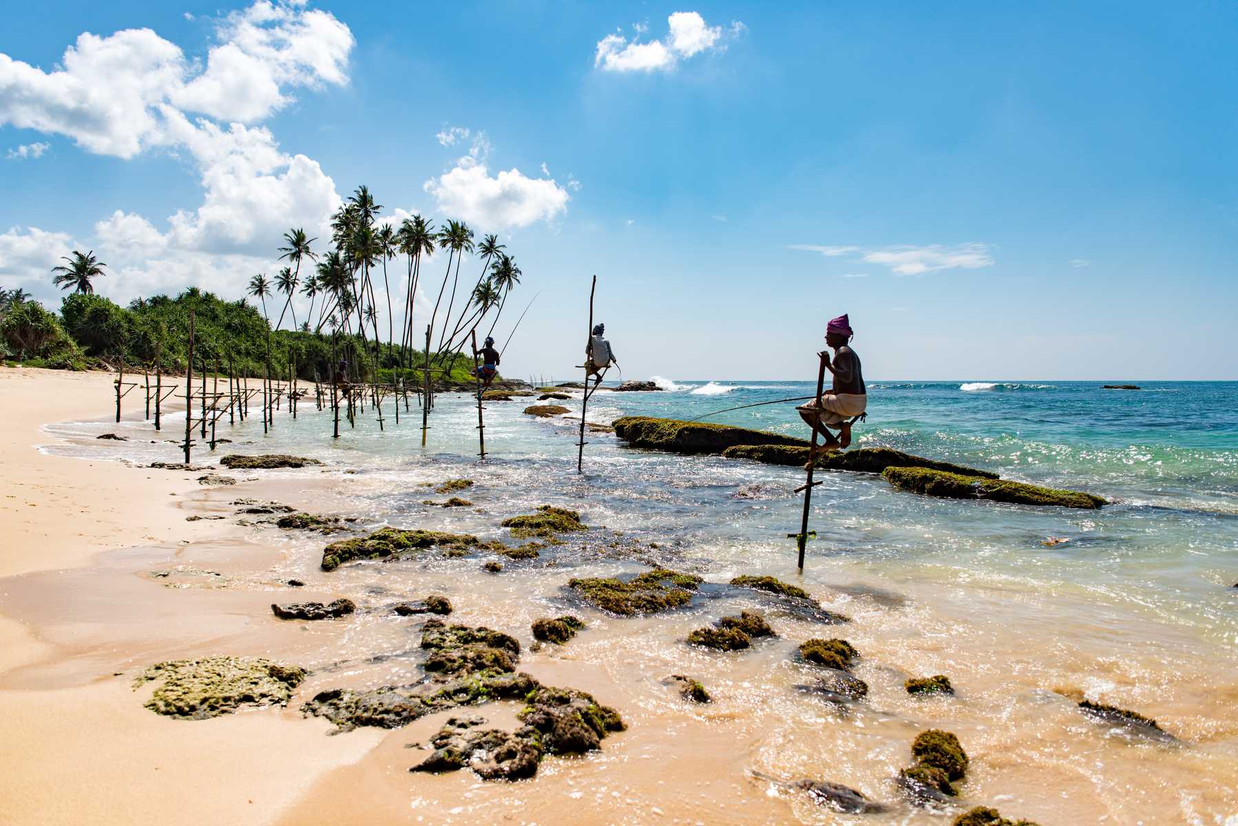 Les pêcheurs sur la côte sud du Sri Lanka