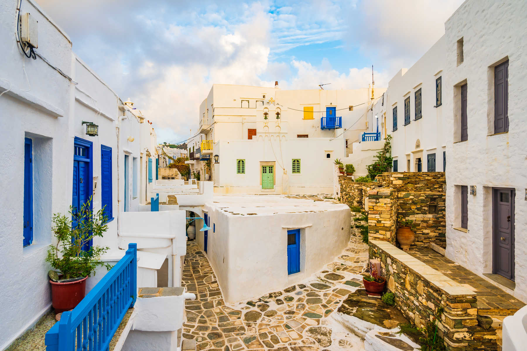 Village Kastro sur l'île de Sifnos dans les Cyclades, pkazmierczak