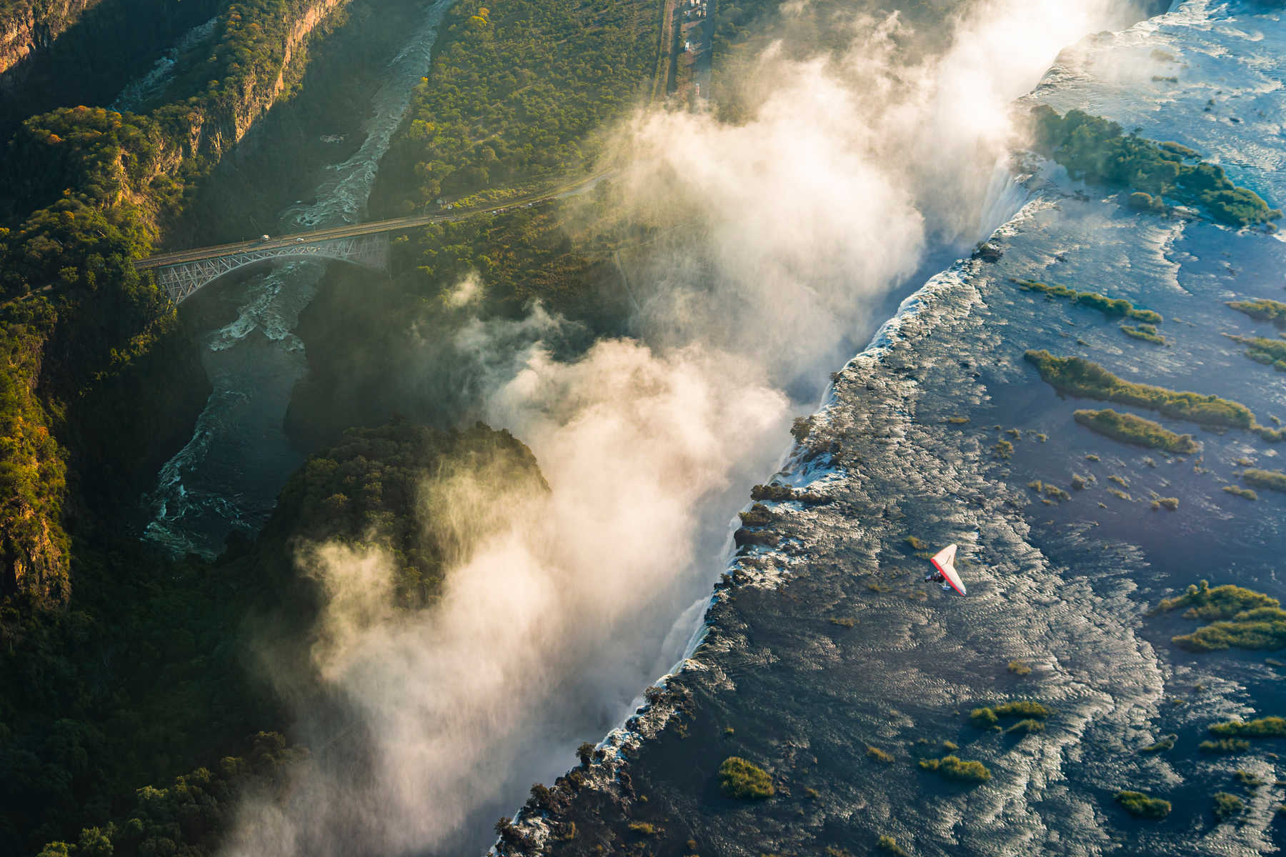 Vue aérienne des Chutes Victoria
