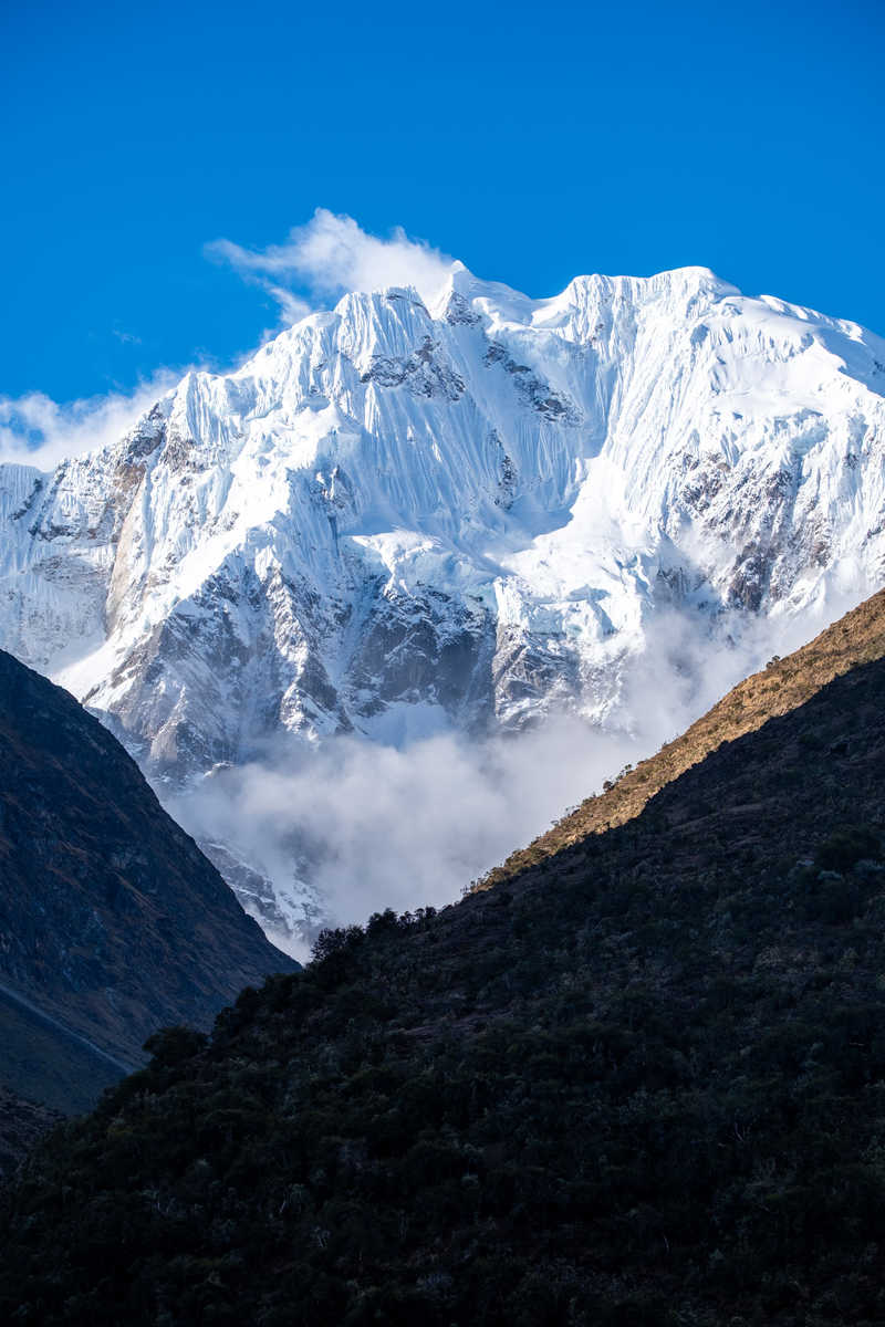 Vue sur la montagne Salkantay dans la cordillère des Andes au Pérou
