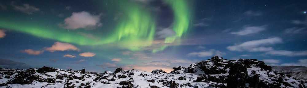 aurores boréales en Islande en hiver