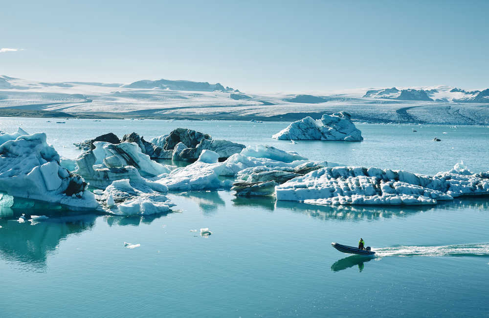 Belle photo de paysage froid d'un glacier islandais, baie lagunaire, Islande