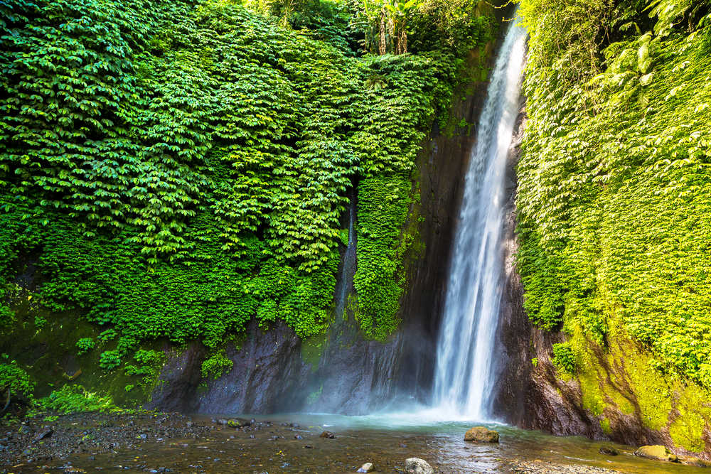 Cascades de Munduk en Indonésie
