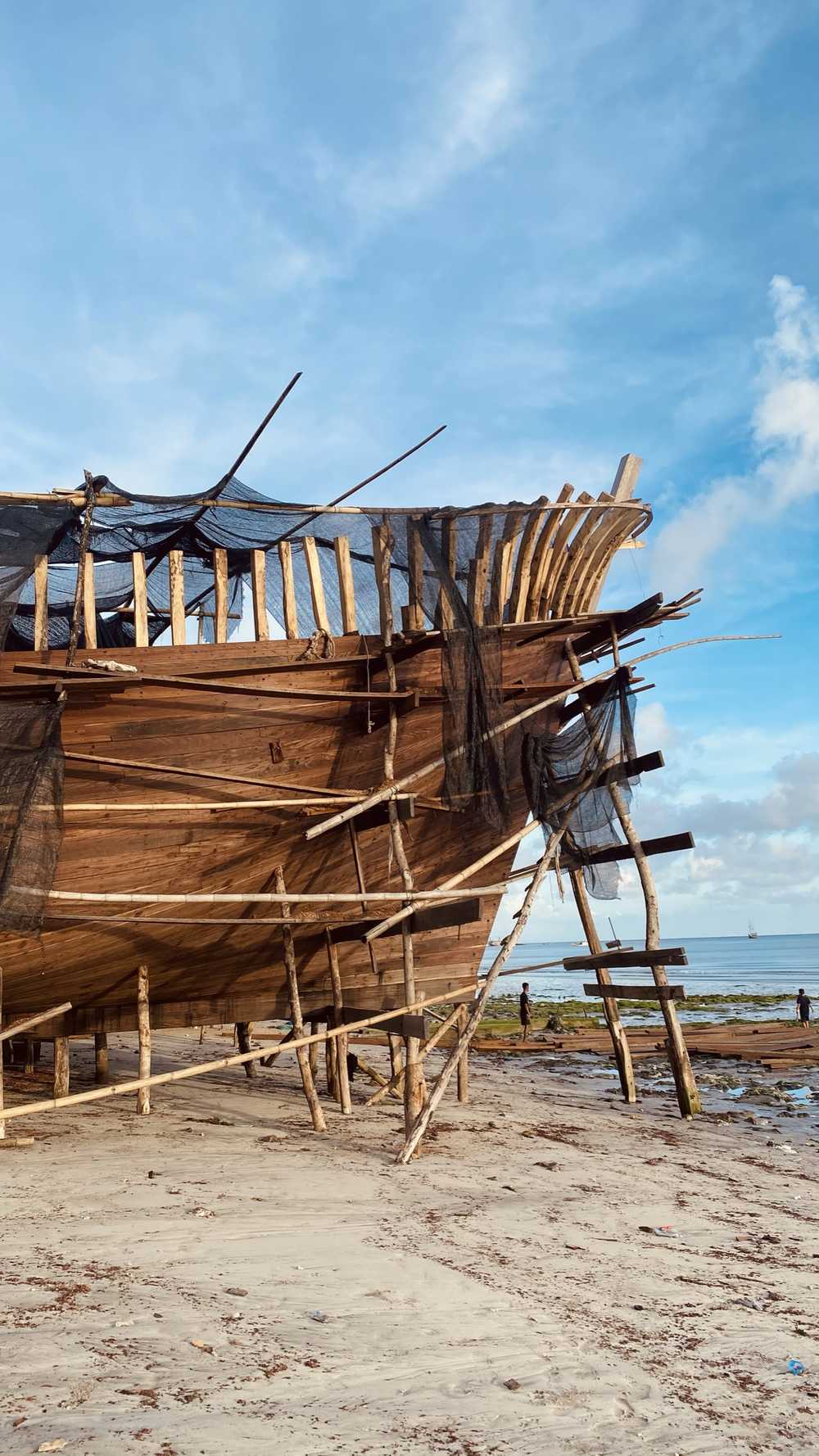 Construction de bateau au pays bugis sulawesi