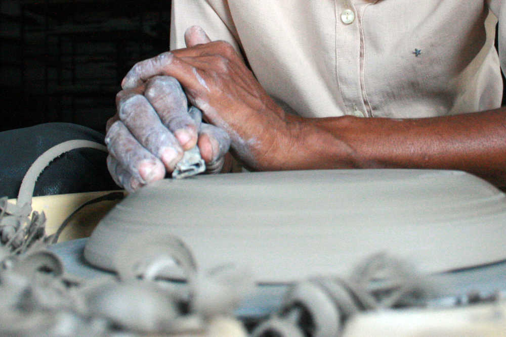 Cours de poterie au Sri Lanka