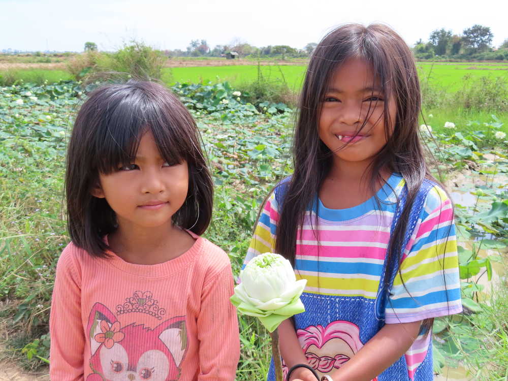 deux-petites-filles-cambodgiennes