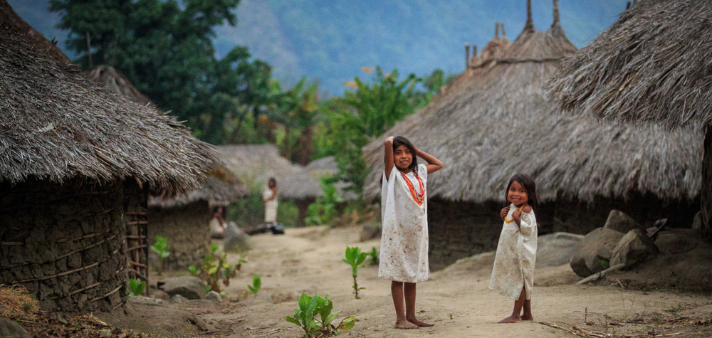 Enfants dans un village Kogi en Colombie
