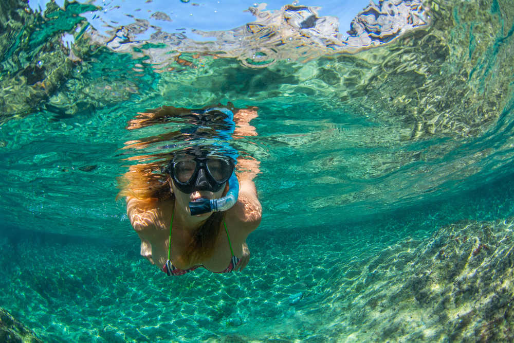 Femme qui fait du snorkeling , Lanzarote, Canaries
