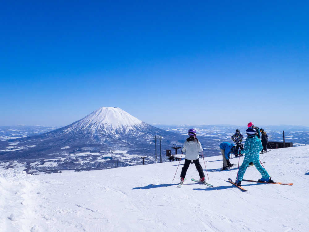 Hokkaido Niseko station ski