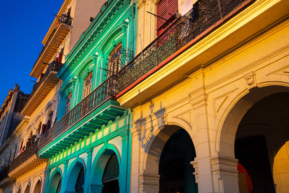 La Vieille Havane maisons colorées Cuba
