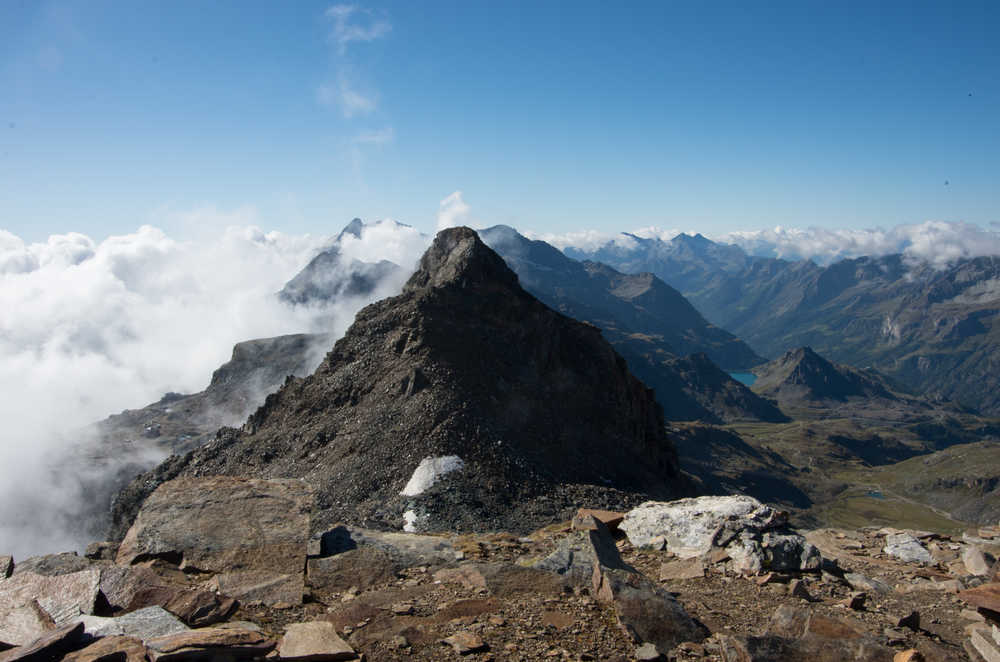 Panorama du massif du Mont Rose près du Punto Indren