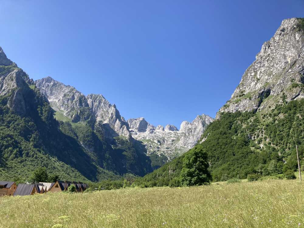 Paysage de la vallée de Vusanje, frontière entre Albanie et Montenegro