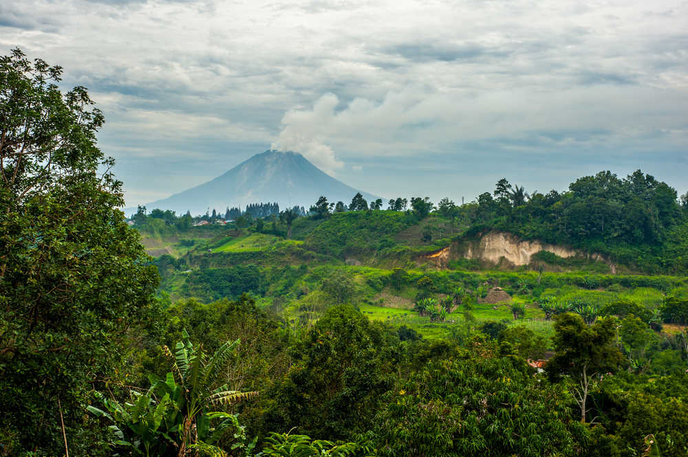 Paysage du volcan à Sumatra, Indonésie