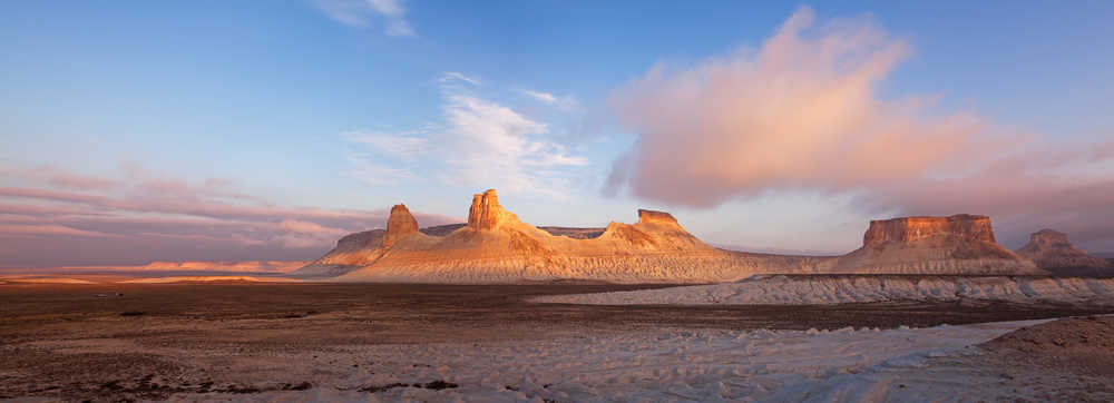 paysage-naturel-plateau-ustyurt-kazakhstan