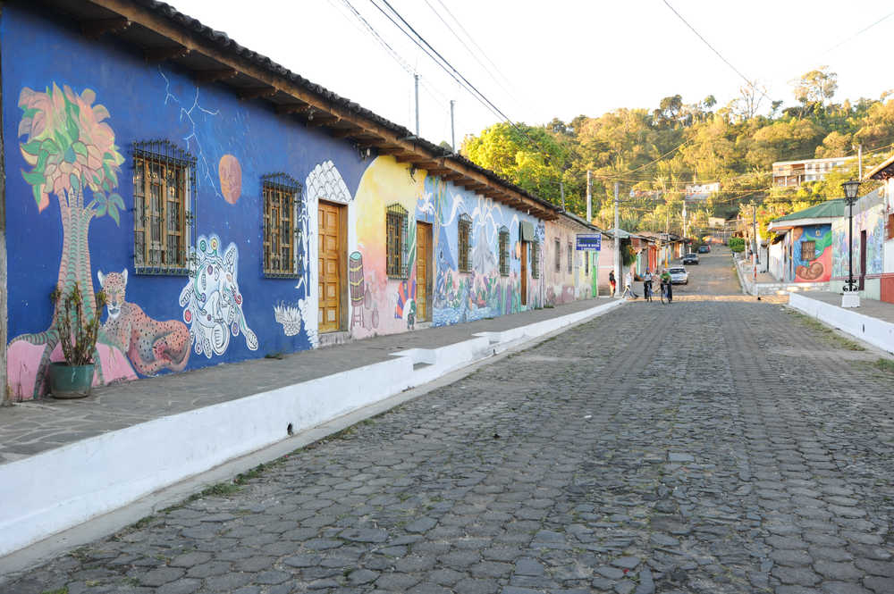 peintures-murales-sur-des-maisons-a-ataco