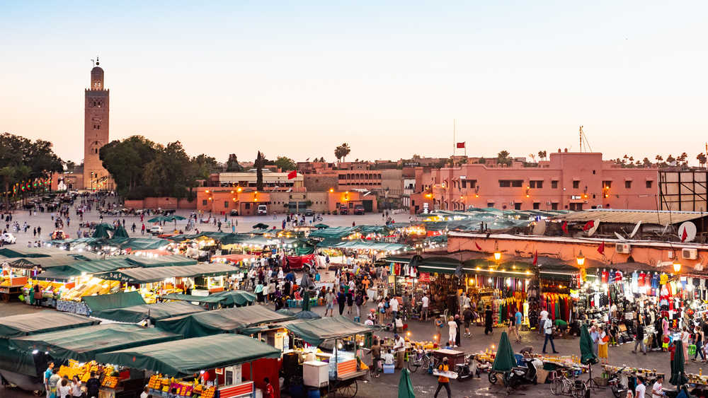 Place Jemaa el-Fnan à Marrakech , Maroc