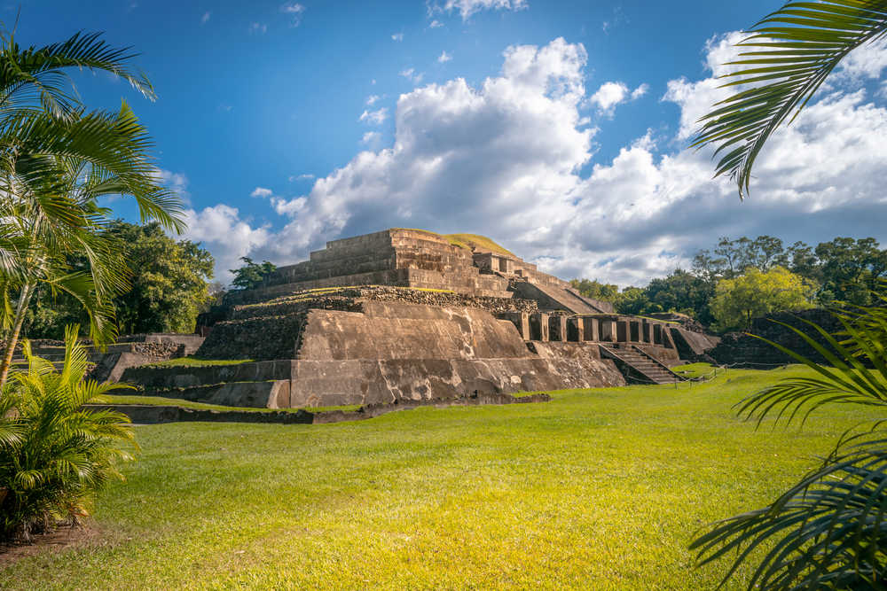 pyramide-maya-de-tazumal