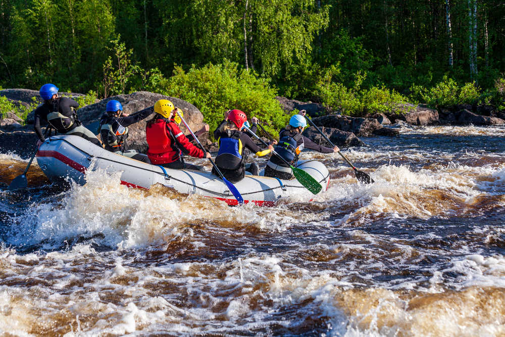 Rafting en Finande en été