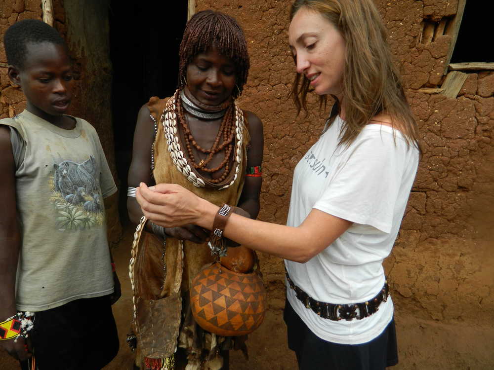 Rencontre avec une femme Hammer dans le sud de l'Ethiopie
