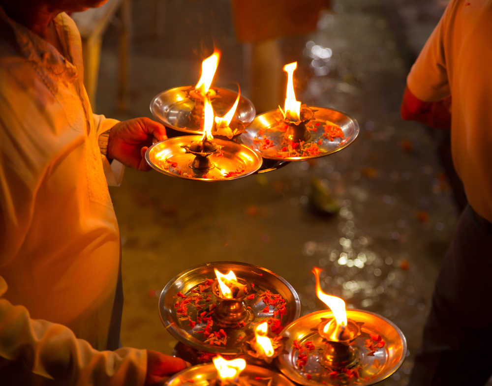 rituel spirituel à Rishikesh