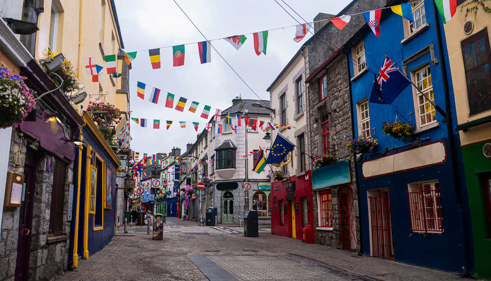Rue décorée de la ville de Galway, Irlande