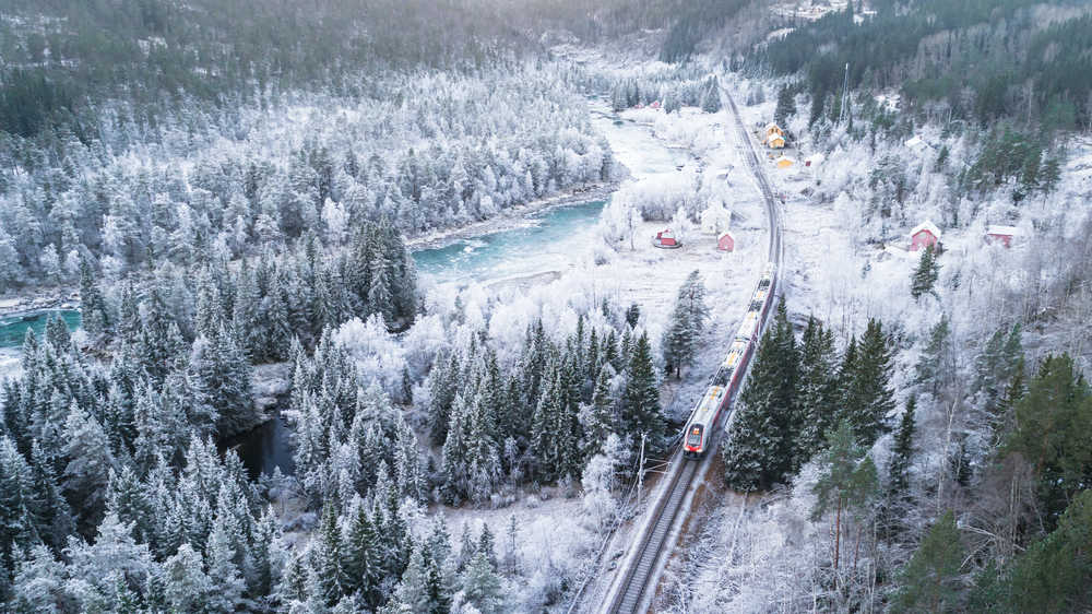 Train Oslo line hiver