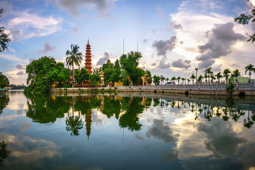 Tran Quoc, plus ancienne pagode de Hanoï, Vietnam