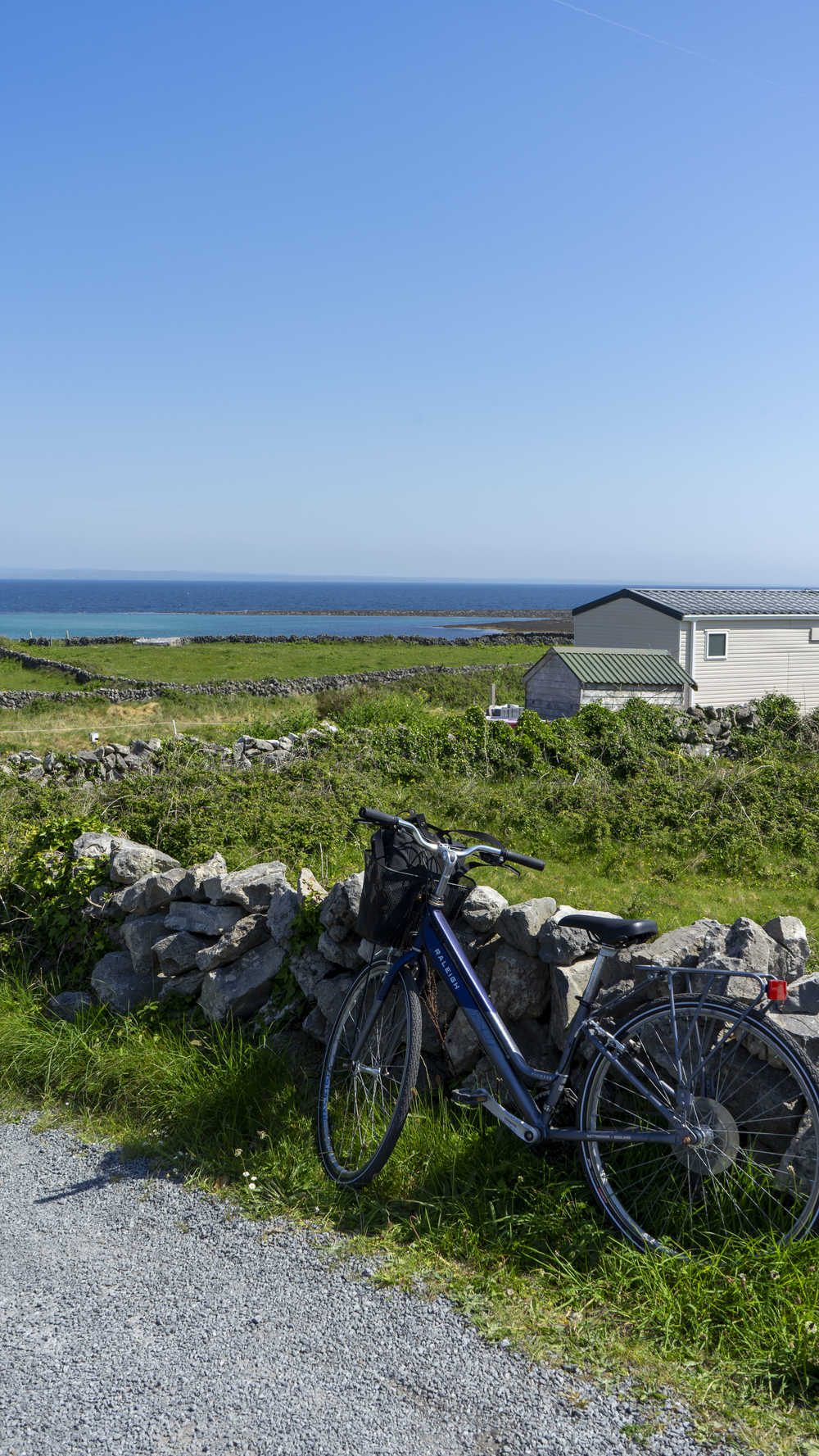 Vélo sur l'île d'Inishmore aux îles Aran en Irlande