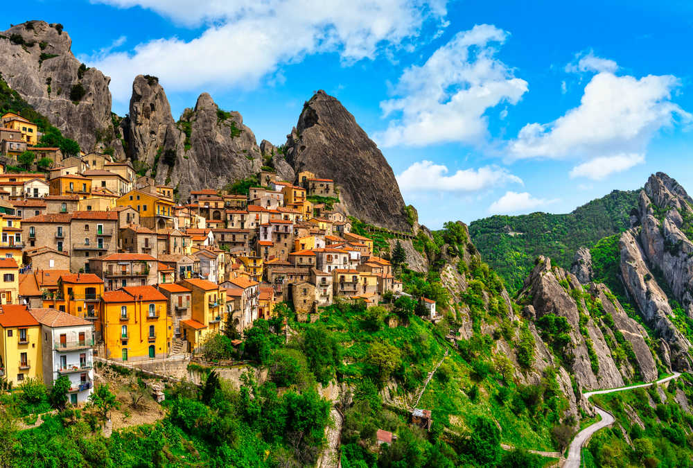 Vue du village Castelmezzano, Italie