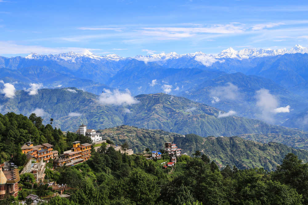 Vue panoramique sur les Himalayas depuis le village de Nagarkot au Népal