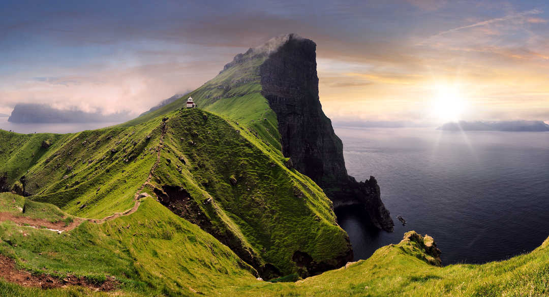 Phare de kallur sur l'île de Kalsoy aux îles Féroé