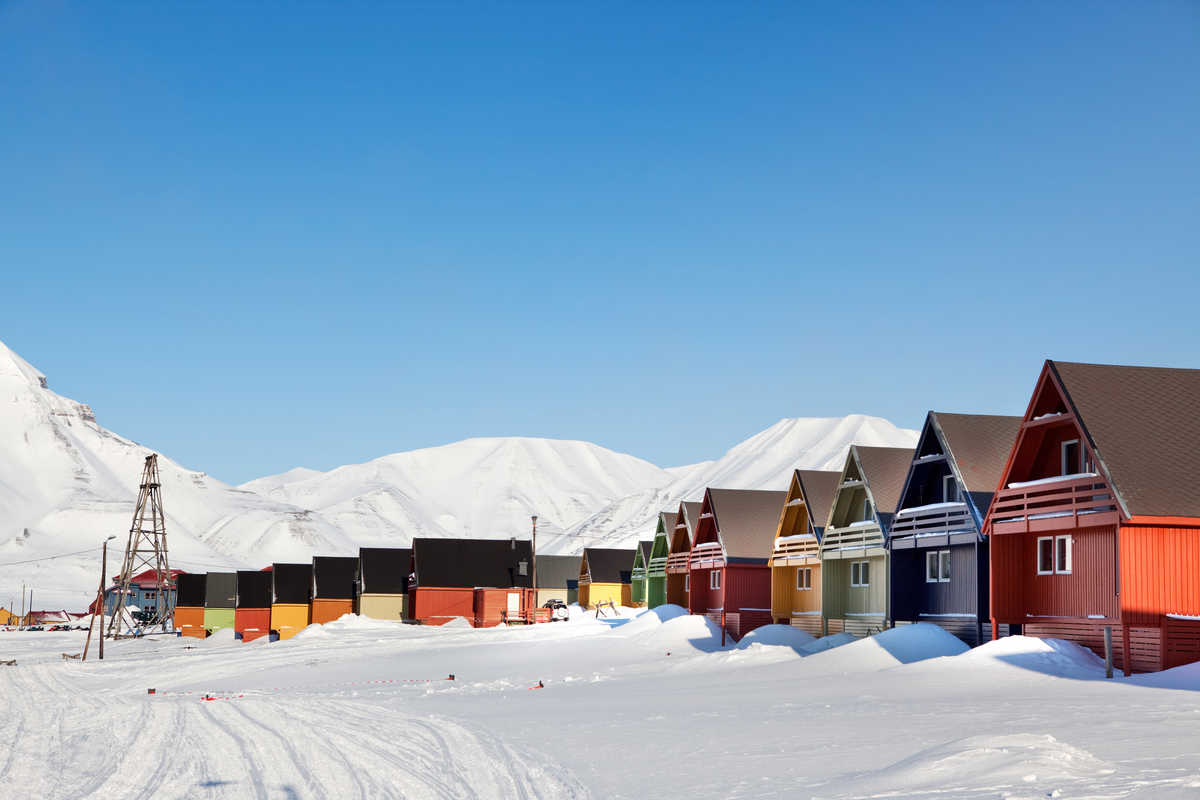Longyearbyen © Olson Tyler Longyearbyen