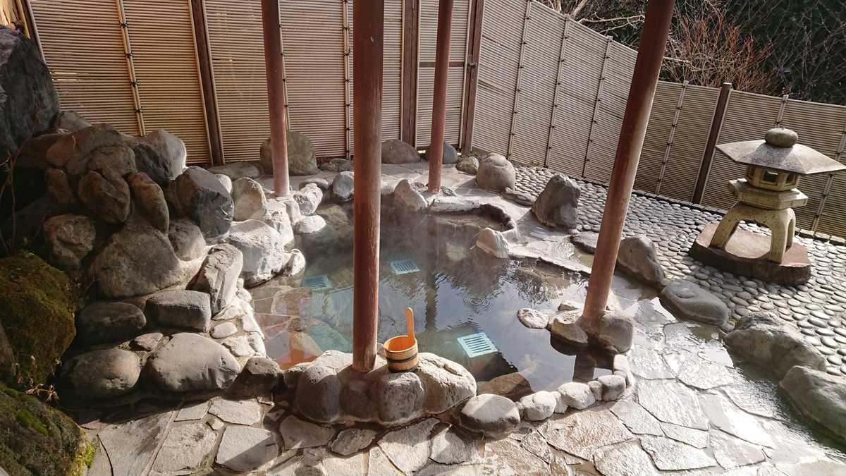 Onsen, Japon © Adobe Stock Onsen, Japon