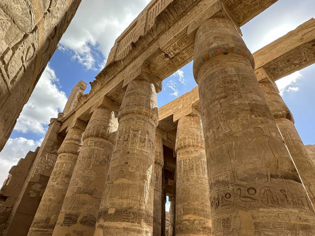 piliers du Temple de Karnak en Egypte