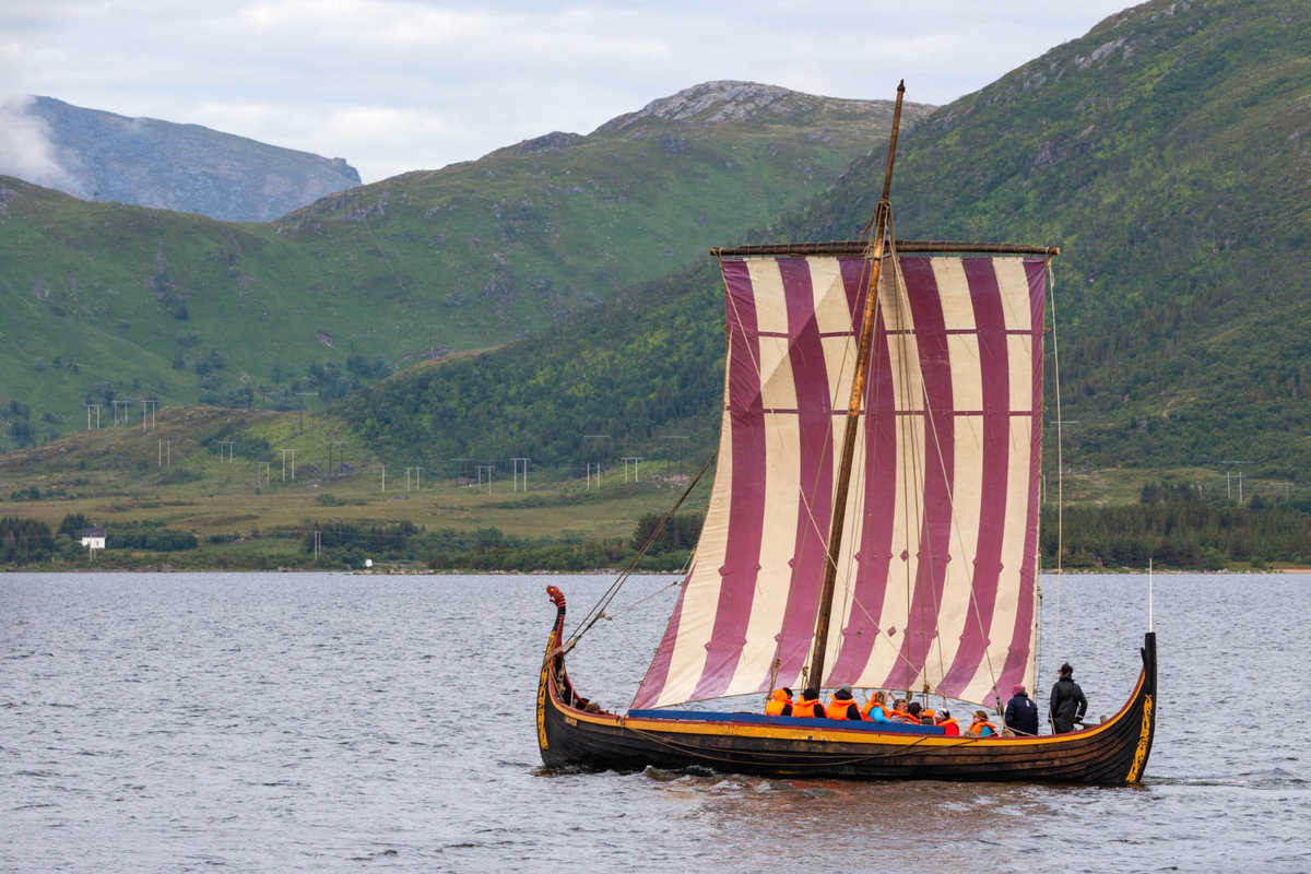 Bateau viking en Norvège dans les Lofoten, musée viking de Borg