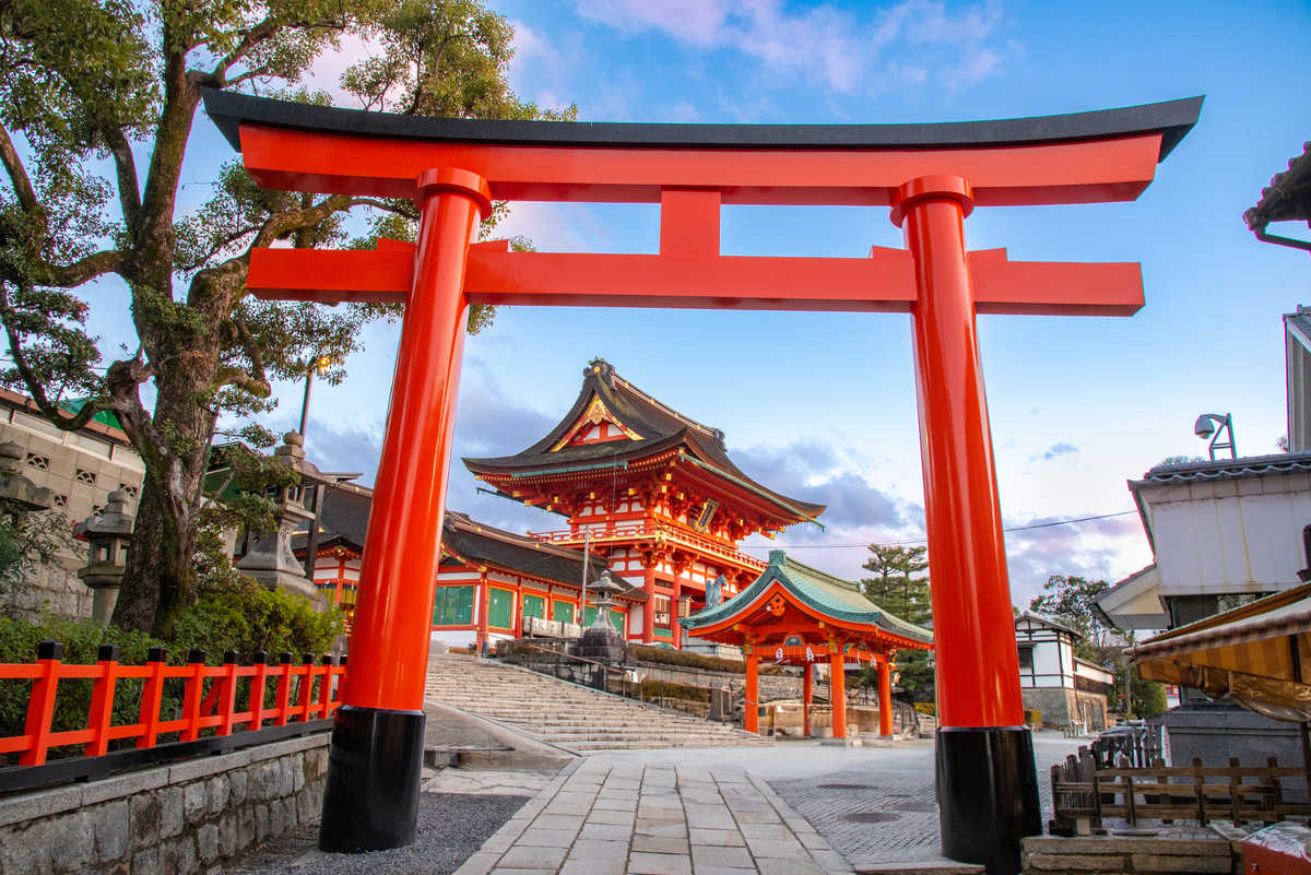 Sanctuaire de Fushimi Inari, Kyoto, Japon © Adobe Stock Sanctuaire de Fushimi Inari, Kyoto, Japon
