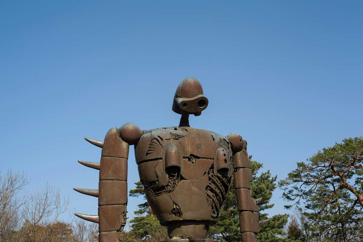 Statue en métal du parc Ghibli, Japon