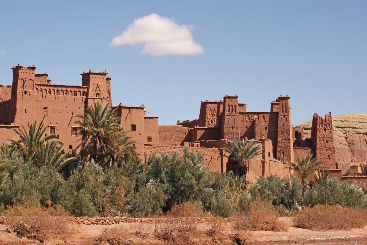 village de Kasbah marocaine, haut atlas, Maroc