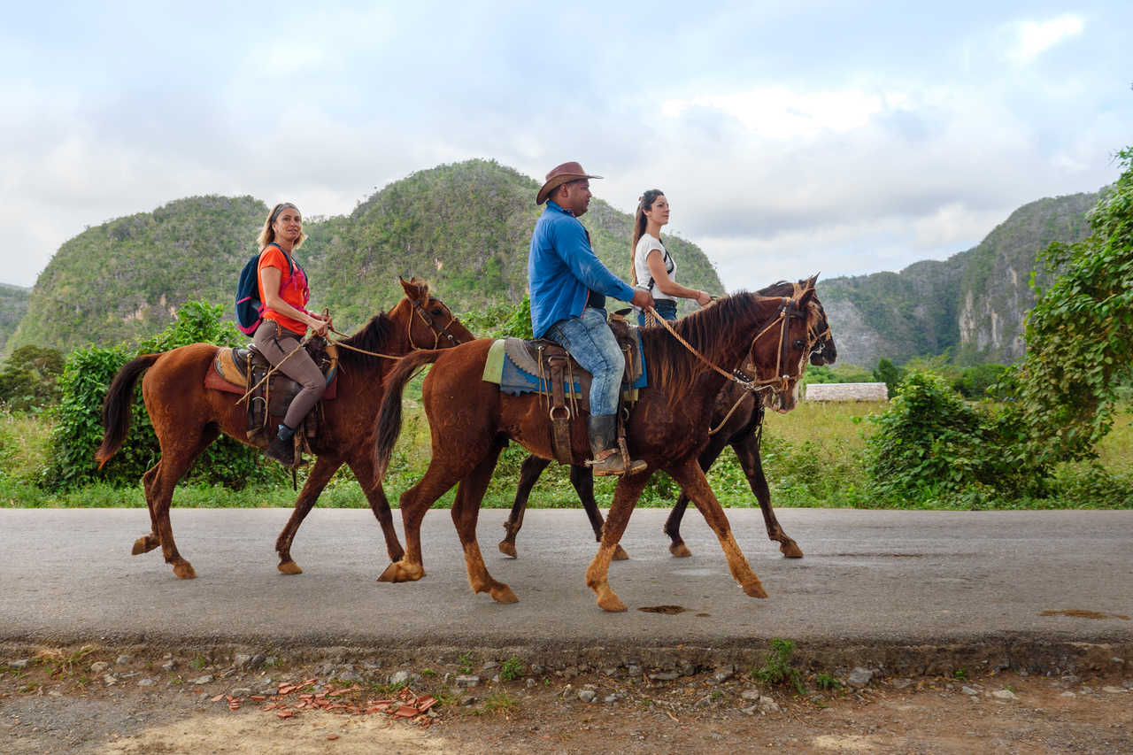 A cheval dans la vallée de Viñales