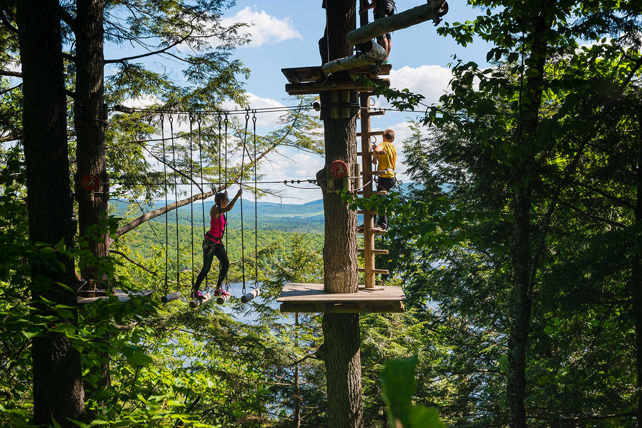 Accrobranche dans le parc du Saguenay au Québec