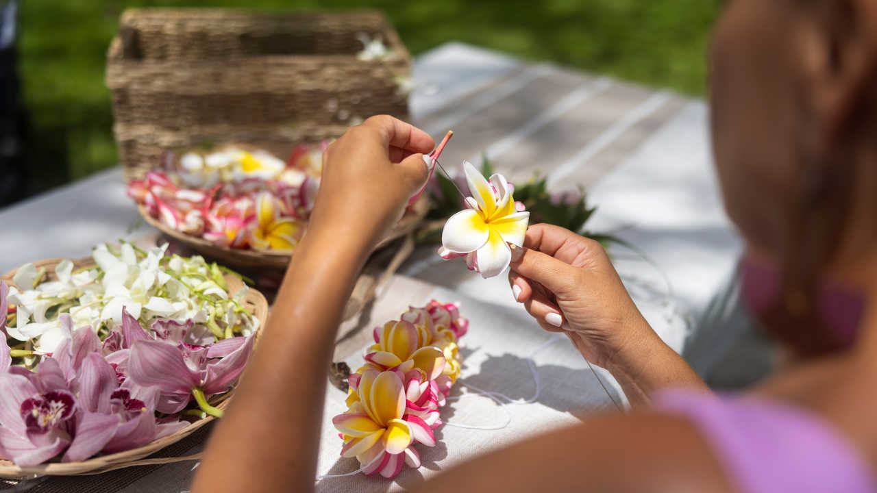 Artisanat fleurs Hawaï