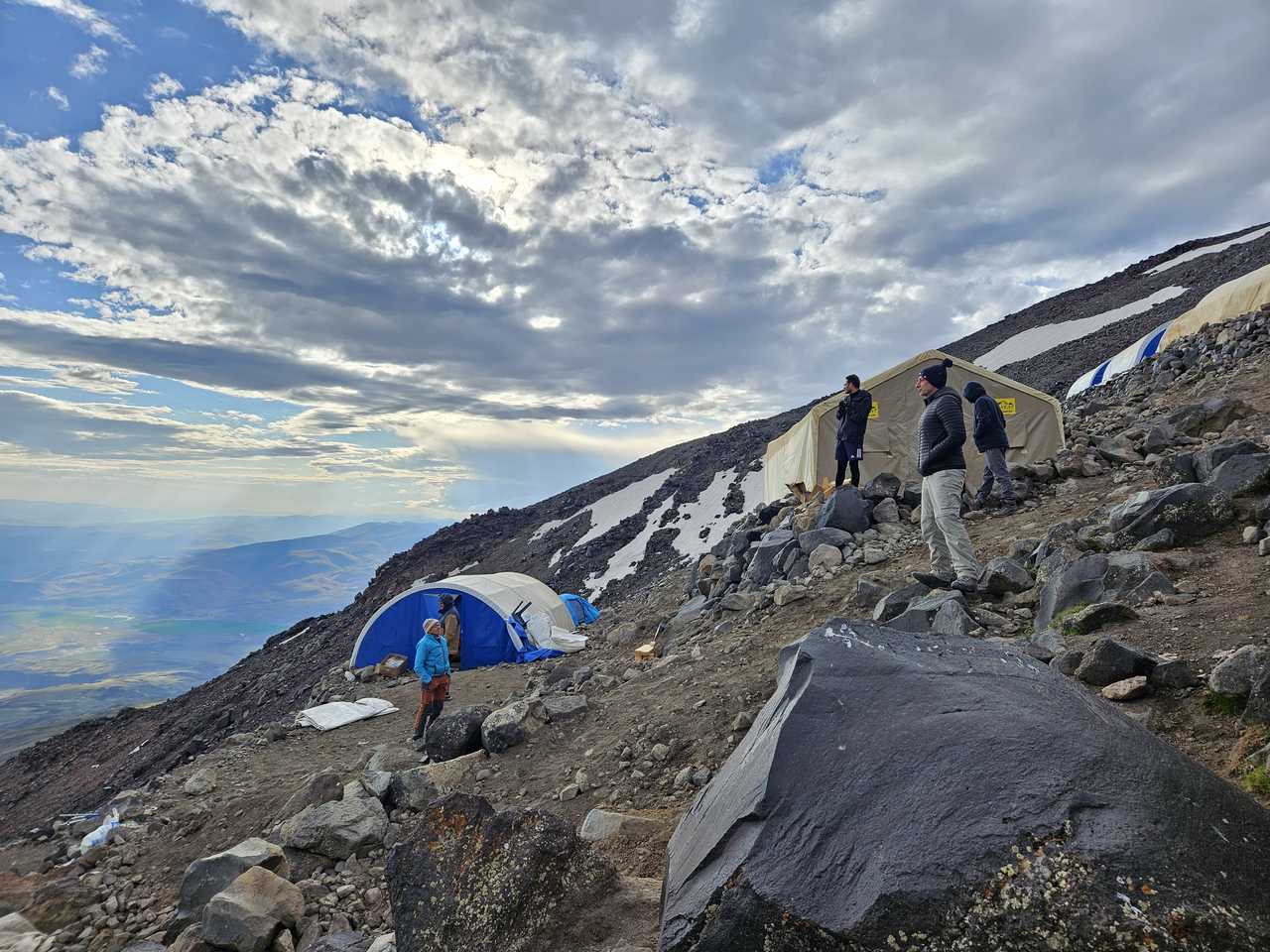 Camp II lors du trek du Mont Ararat en Turquie
