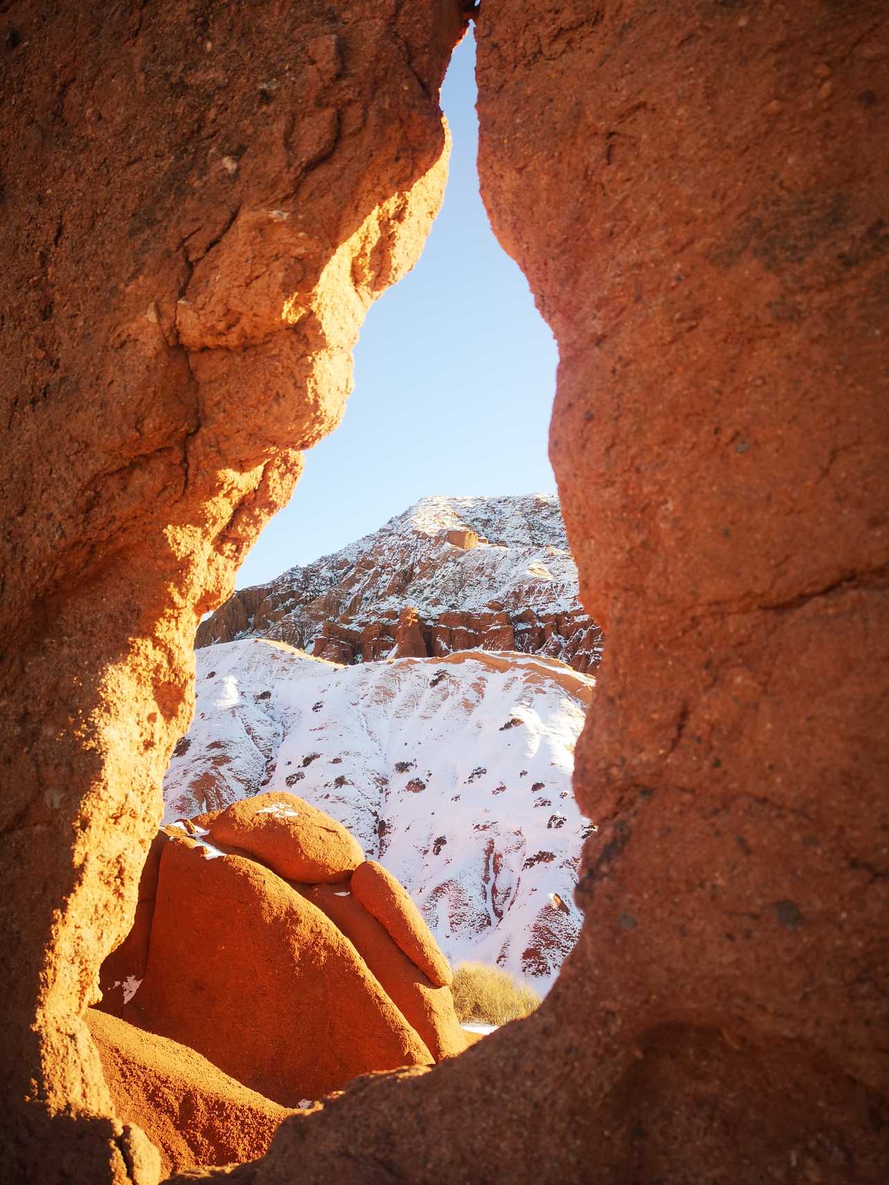 Canyon en hiver au Kirghizistan