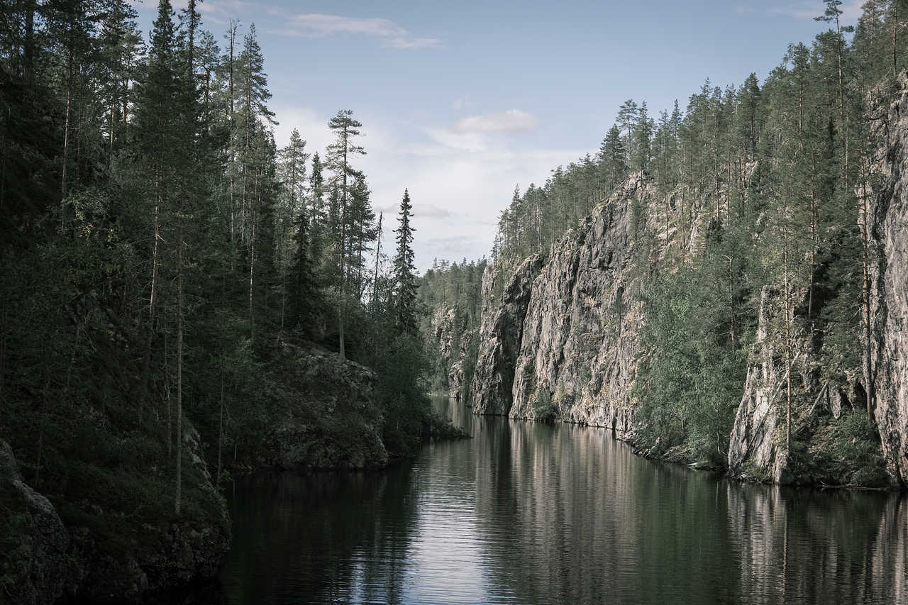 Canyon l'été en Finlande