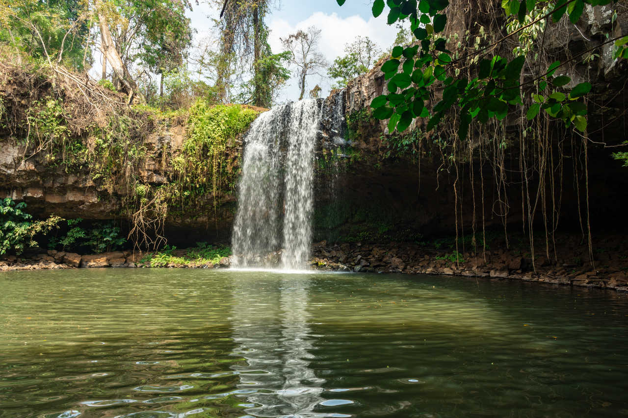 Cascades de La Chanh près de Ratanakiri au Cambodge